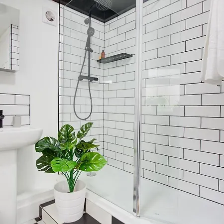 Statera Apartments - 2-Bed House In Stratford Londra Esterno foto